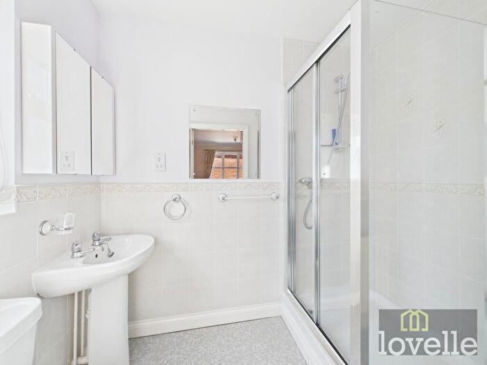 3 Bedroom Detached Bungalow For Sale In Campling Way, Trusthorpe, LN12