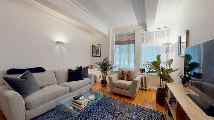2 Bedroom Flat To Rent In Hallam Street, London W1W