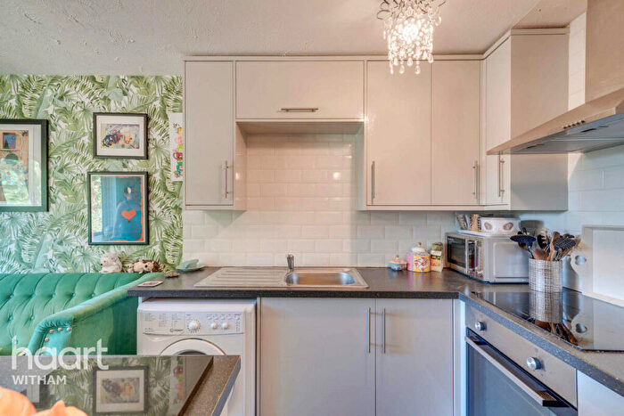 1 Bedroom Apartment For Sale In Maltings Court, Maltings Lane, Witham, CM8