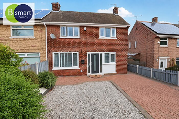3 Bedroom Semi-Detached House For Sale In Roughwood Road, Rotherham, S61