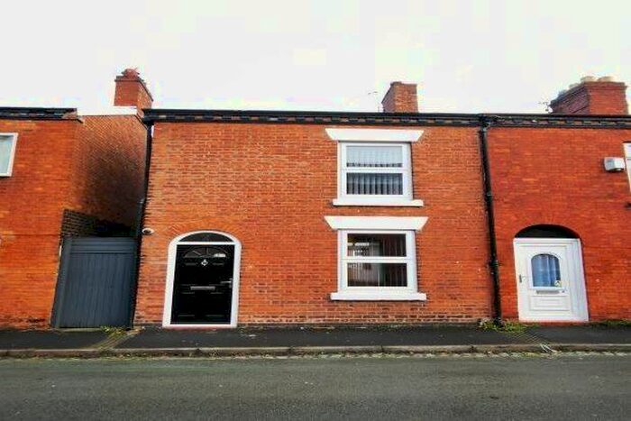 2 Bedroom Property To Rent In John Street, Winsford CW7