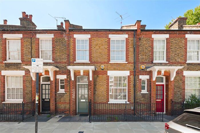 3 Bedroom Terraced House For Sale In Matthews Street, London, SW11