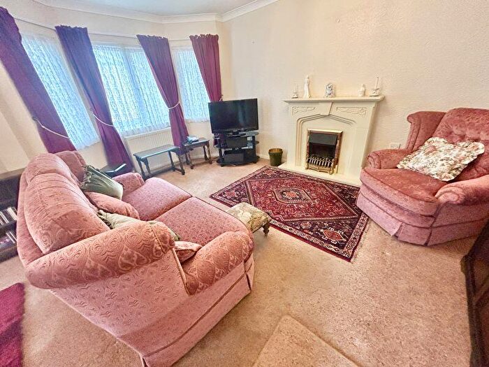 2 Bedroom Detached Bungalow For Sale In Hendre Road, Conwy, LL32