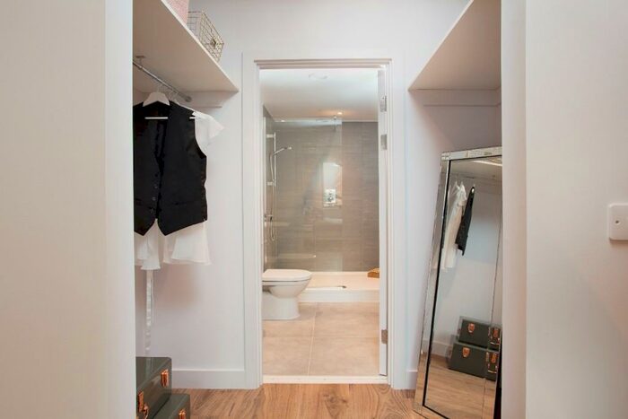 2 Bedroom Apartment To Rent In Flat Sawmill Court - Murray Street, Manchester, Greater Manchester, M4