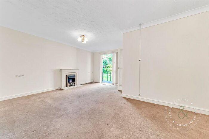1 Bedroom Flat For Sale In Mclay Court, St. Fagans Road, Fairwater, Cardiff, CF5