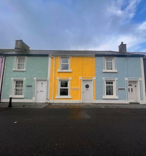 2 Bedroom Cottage For Sale In Tabernacle Street, Aberaeron, SA46