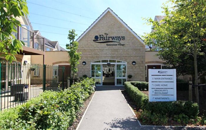 2 Bedroom Retirement Property For Sale In Malmesbury Road, Chippenham, SN15