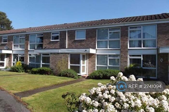 3 Bedroom Terraced House To Rent In Netherby Park, Weybridge, KT13