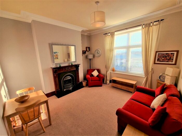 2 Bedroom Flat To Rent In Broomhill Road, City Centre, Aberdeen, AB10