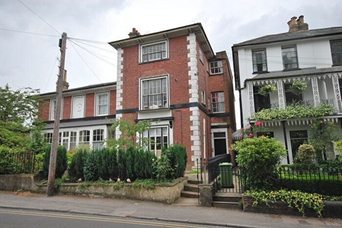 2 Bedroom Flat To Rent In Grove Hill Road, Tunbridge Wells., TN1