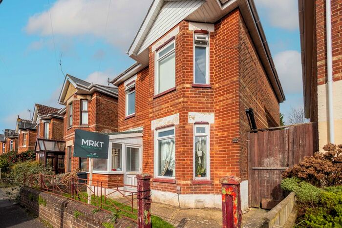 5 Bedroom Property To Rent In Hankinson Road, Winton, Bournemouth, BH9