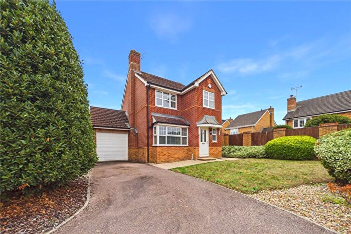 3 Bedroom Detached House For Sale In Century Drive, Spencers Wood, Reading, Berkshire, RG7