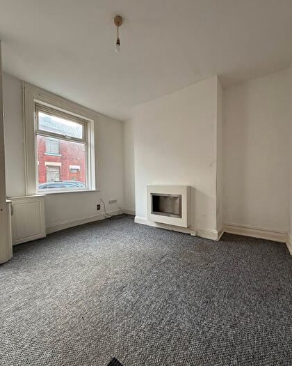 2 Bedroom Terraced House To Rent In Vine Street, Oldham, OL9