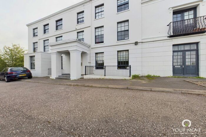 2 Bedroom Flat To Rent In Ramsgate Road, Broadstairs, Kent, CT10