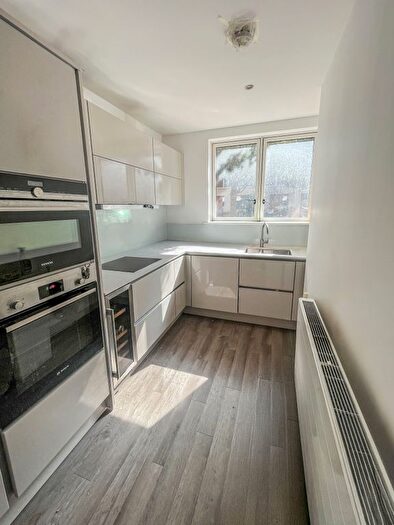 4 Bedroom Flat To Rent In Keirin Road, London, E20