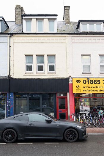 Studio To Rent In Cowley Road, Oxford, Oxfordshire, OX4