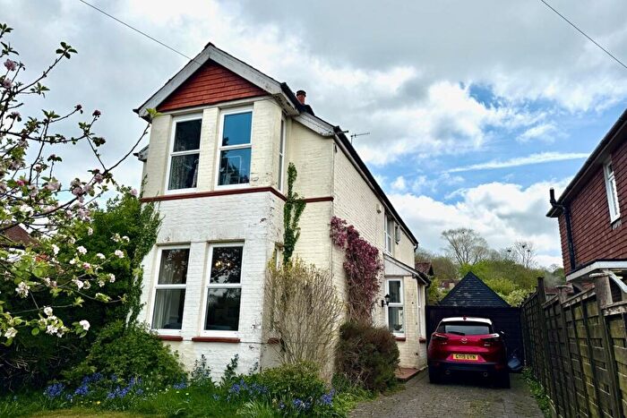 3 Bedroom Detached House To Rent In Cross Lane, Findon, BN14