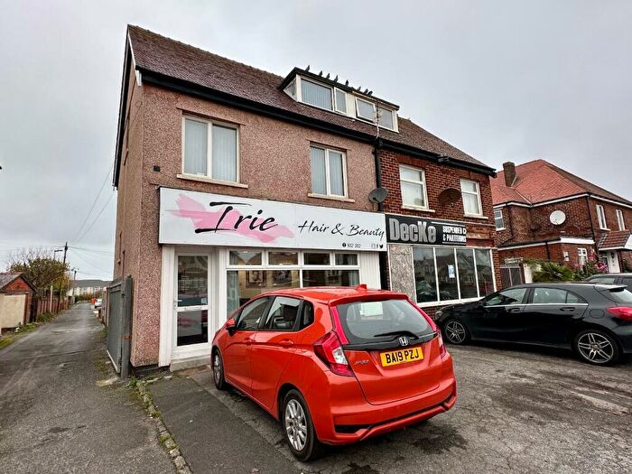 2 Bedroom Semi-Detached House For Sale In Harrington Avenue, Blackpool, FY4