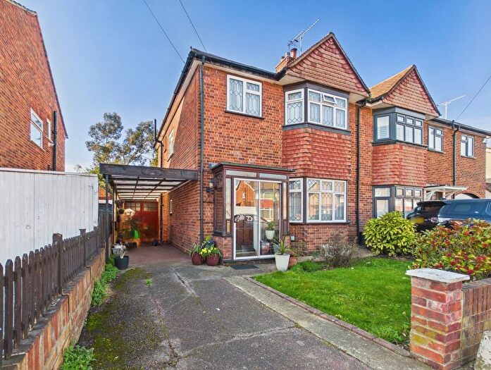 3 Bedroom Semi Detached House For Sale In Wolsey Road, Sunbury-On-Thames, Surrey, TW16