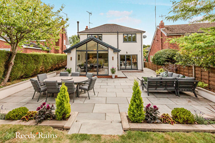 4 Bedroom Detached House For Sale In Badger Road, Tytherington, Macclesfield, Cheshire, SK10