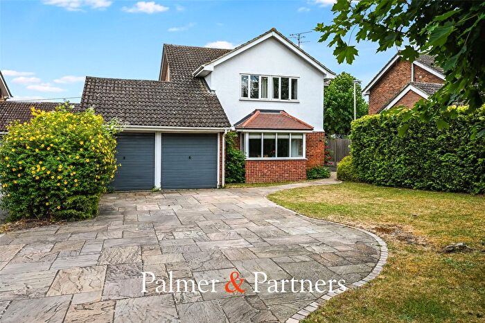 4 Bedroom Detached House For Sale In Mandeville Way, Broomfield, Chelmsford, Essex, CM1