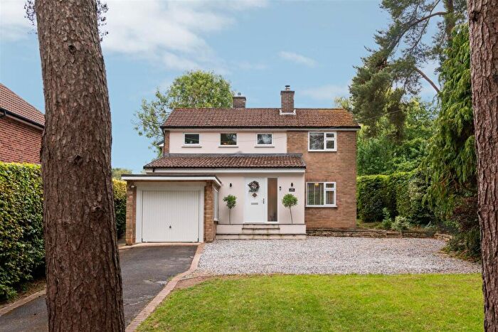 3 Bedroom Detached House For Sale In Somersall Lane, Somersall, Chesterfield, S40