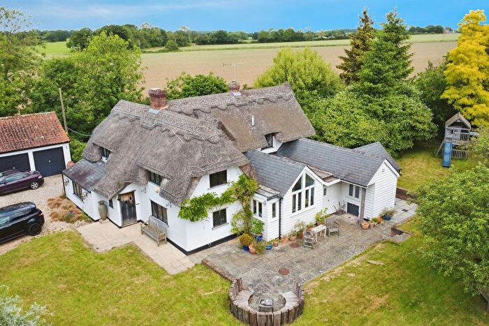 4 Bedroom Detached House For Sale In Hedingham Road, Blackmore End, Braintree, CM7