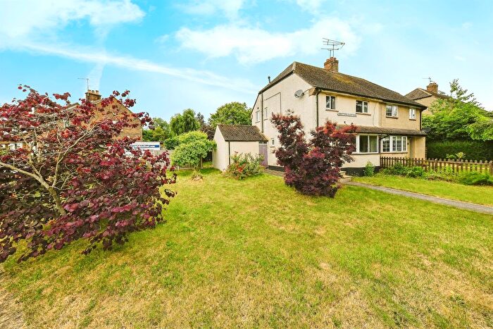 3 Bedroom Semi-Detached House For Sale In Abbottsfield Cottages, Wareside, Ware, SG12