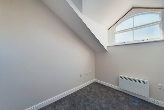 2 Bedroom Flat To Rent In Parkfield Road, Aigburth, L17
