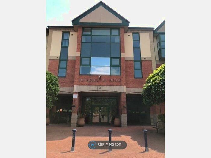 1 Bedroom Flat To Rent In Metropolitan House, Manchester, M16
