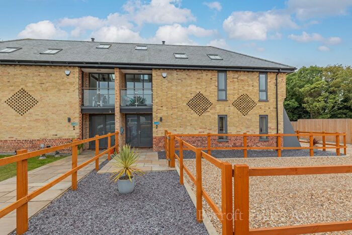 3 Bedroom Barn Conversion For Sale In The Street, Lound, NR32