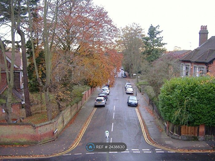 2 Bedroom Flat To Rent In Avenue Road, St Albans, AL1