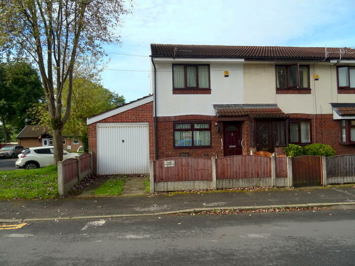 2 Bedroom End Of Terrace House To Rent In Watson Street, M27