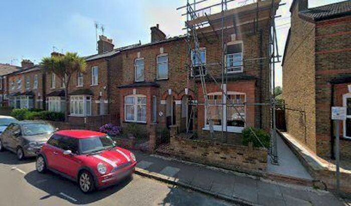 3 Bedroom Semi-Detached House To Rent In Myddleton Road, Uxbridge, UB8