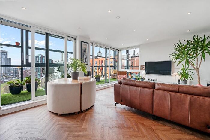 2 Bedroom Flat To Rent In Munday Street, Manchester, M4