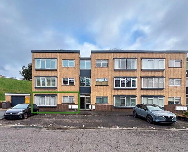 2 Bedroom Flat For Sale In Long Oaks Court, Sketty, Swansea, West Glamorgan, SA2