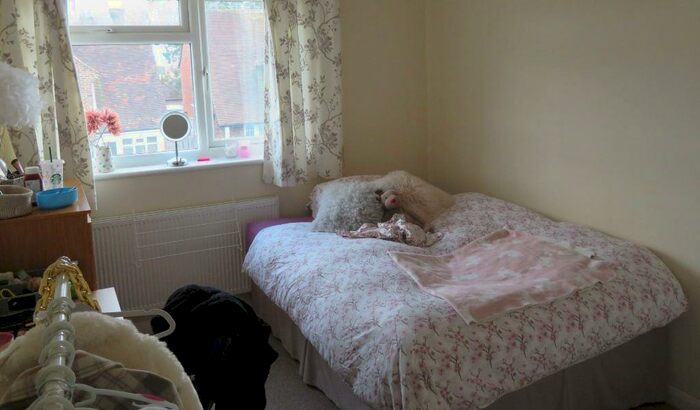 6 Bedroom Detached House To Rent In Beckingham Road, Guildford, GU2