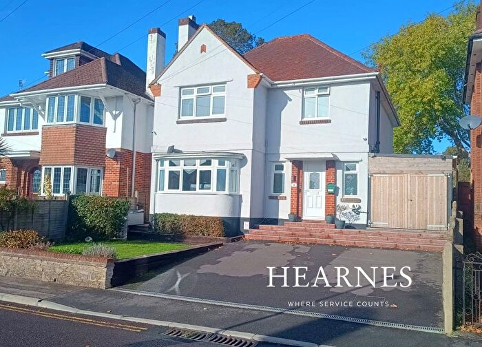 4 Bedroom Detached House For Sale In Verulam Road, Poole, BH14