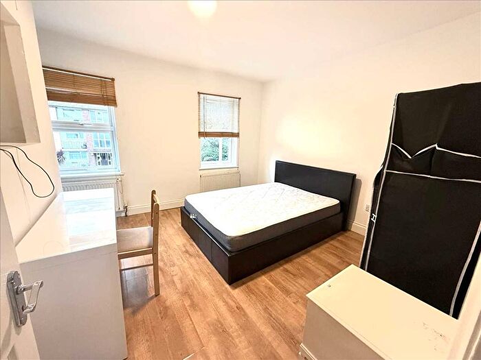 1 Bedroom Flat To Rent In High Road, Whetstone, N20