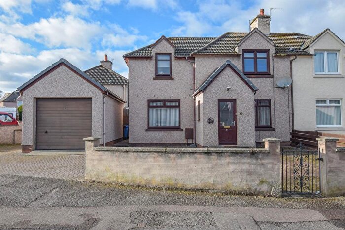3 Bedroom Semi Detached House For Sale In Lindsay Avenue, Inverness, IV3