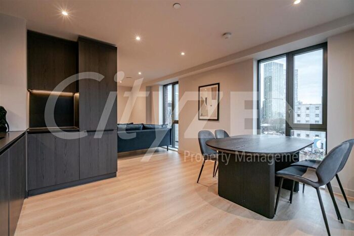 2 Bedroom Flat To Rent In Waterhouse Gardens, Dutton Street, Manchester, M3