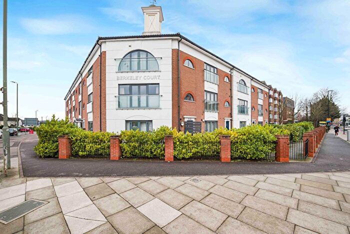 1 Bedroom Flat For Sale In Masons Hill, Bromley, BR2