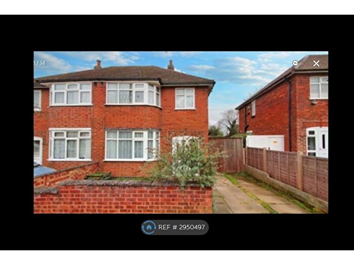 3 Bedroom Semi-Detached House To Rent In Cardinals Walk, Leicester, LE5