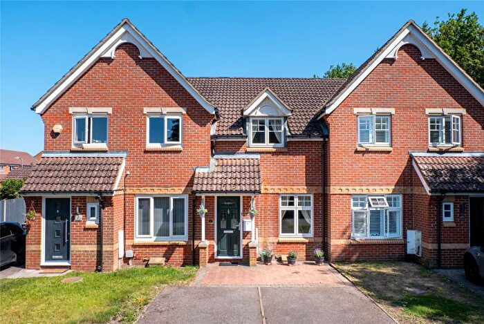 2 Bedroom Terraced House For Sale In Stratford Drive, Maidstone, Kent, ME15