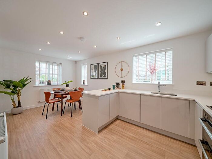 3 Bedroom Detached House For Sale In Anderson Way, Wick, Littlehampton, BN17