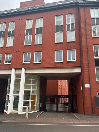 2 Bedroom Flat To Rent In Flat ., Randolph Gate, Glasgow, G11