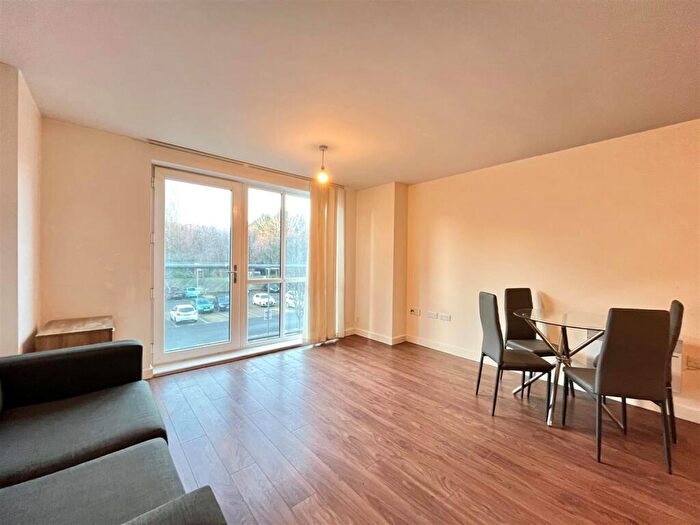 2 Bedroom Apartment To Rent In Riley Building, Derwent Street, Salford, M5