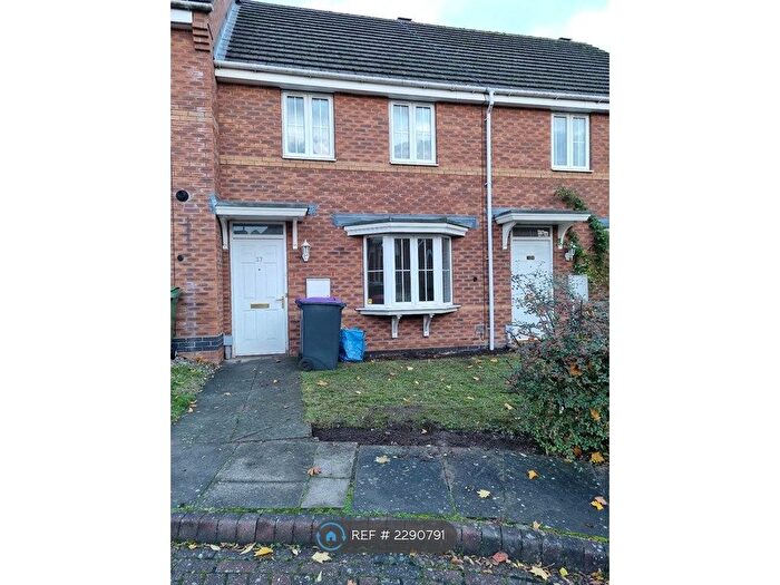 3 Bedroom Terraced House To Rent In Finchale Avenue, Priorslee, Telford, TF2