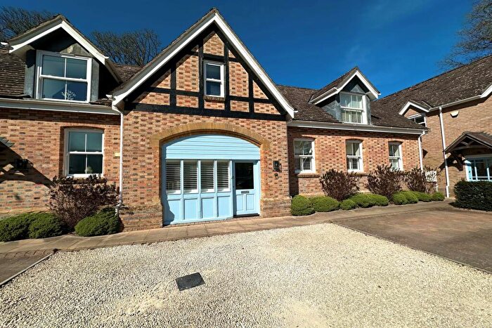 3 Bedroom Terraced House To Rent In East Stoke, BH20