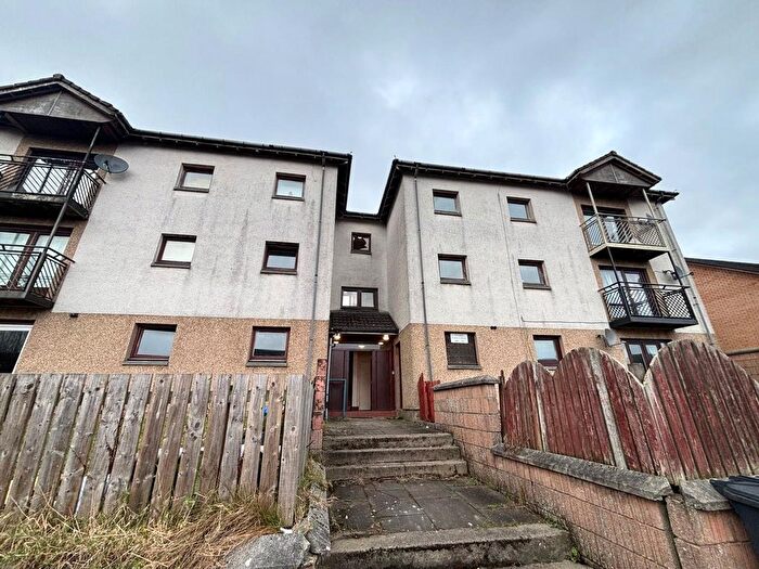3 Bedroom Flat For Sale In Calder Glen Courts, Mull, Airdrie, North Lanarkshire, ML6